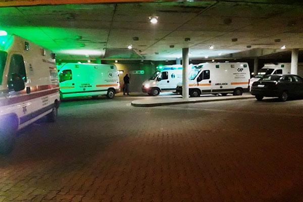 ambulancias-en-el-pasteur-1