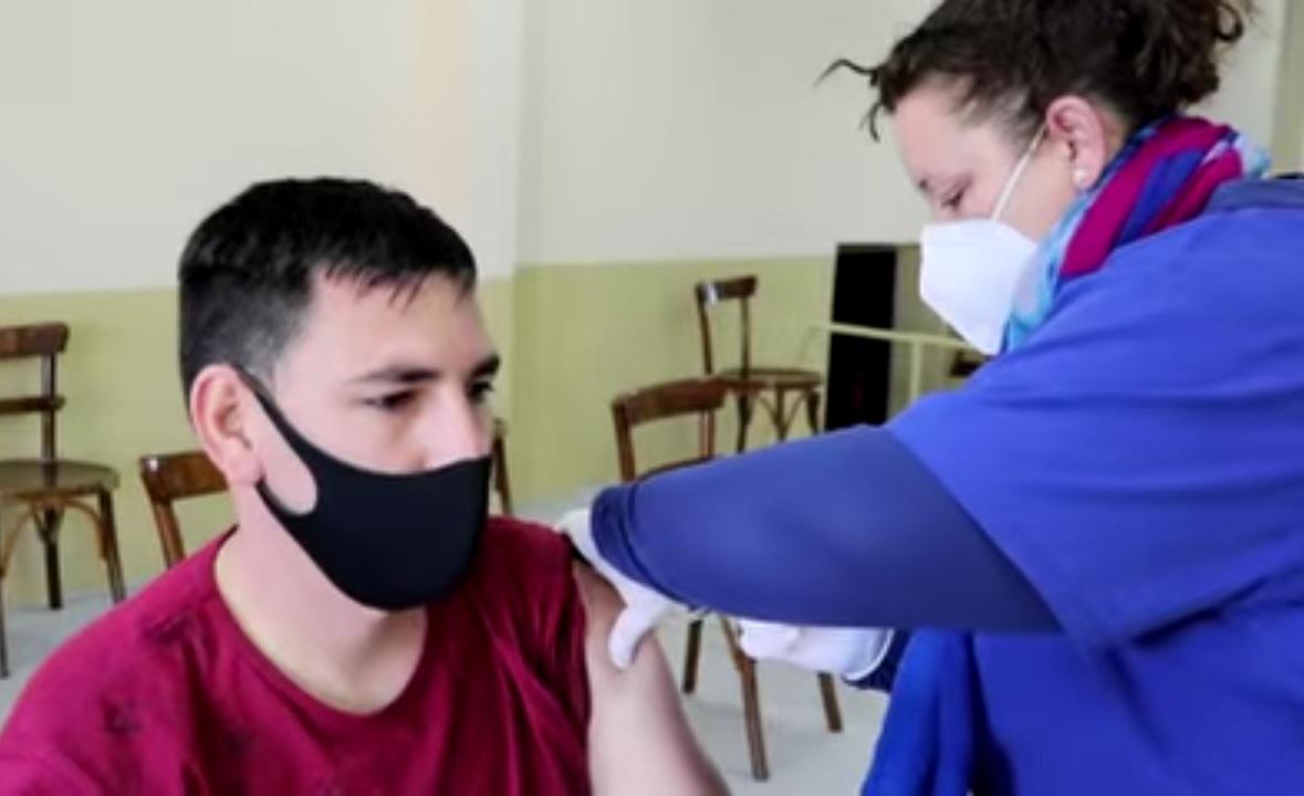 Screenshot_20210718-000532_Facebook