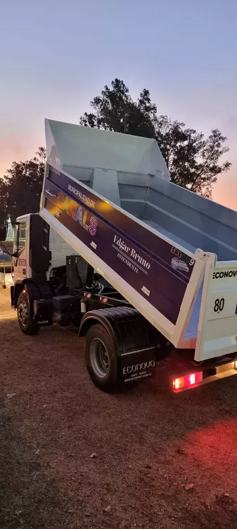 facebook_1657983854034_6954088310910603771