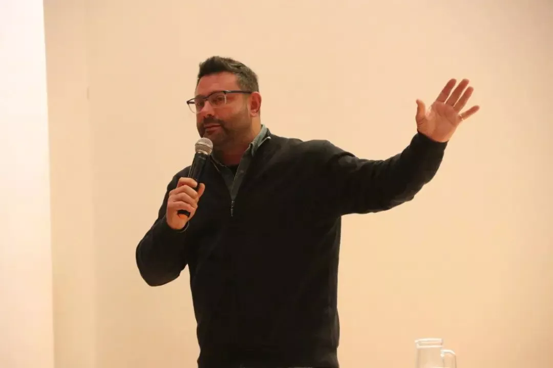 Ayer se desarrollaron 4️⃣ talleres de prevención de adicciones en el --Centro Cultural Municipal.__--Estuvieron a cargo del especialista Sebastián Mascherano y fueron ----organizados por nuestra Muni junto con el Club Atlético (image4)