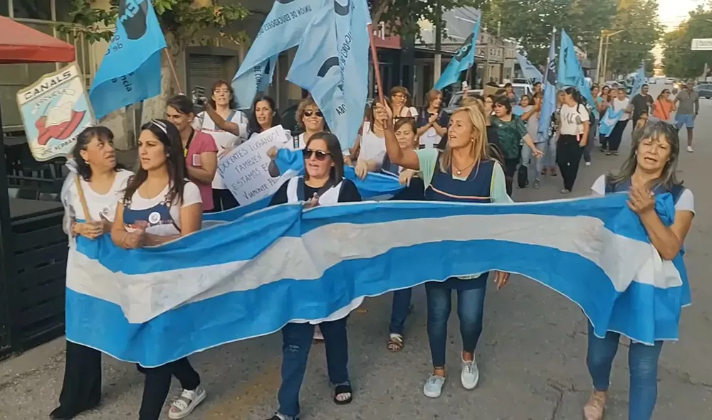 Screenshot_20230328_224410_Gallery