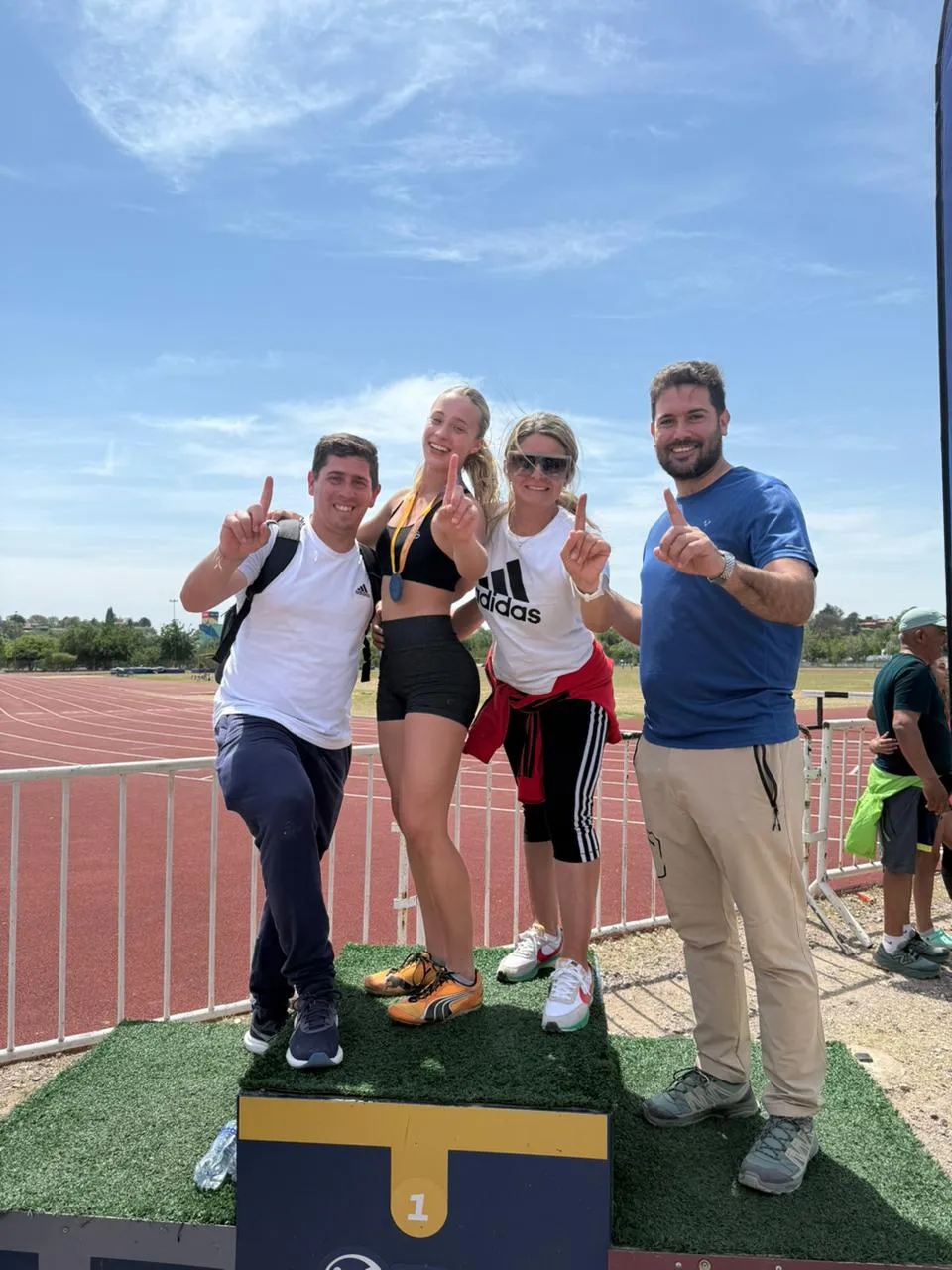 WhatsApp Image 2025-10-15 at 18.06.17