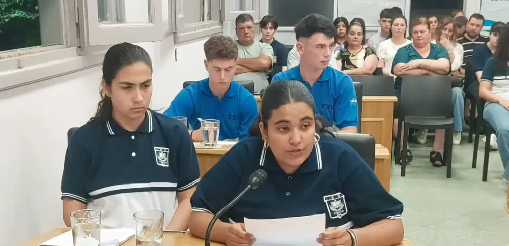 Screenshot_20241102_012050_Gallery